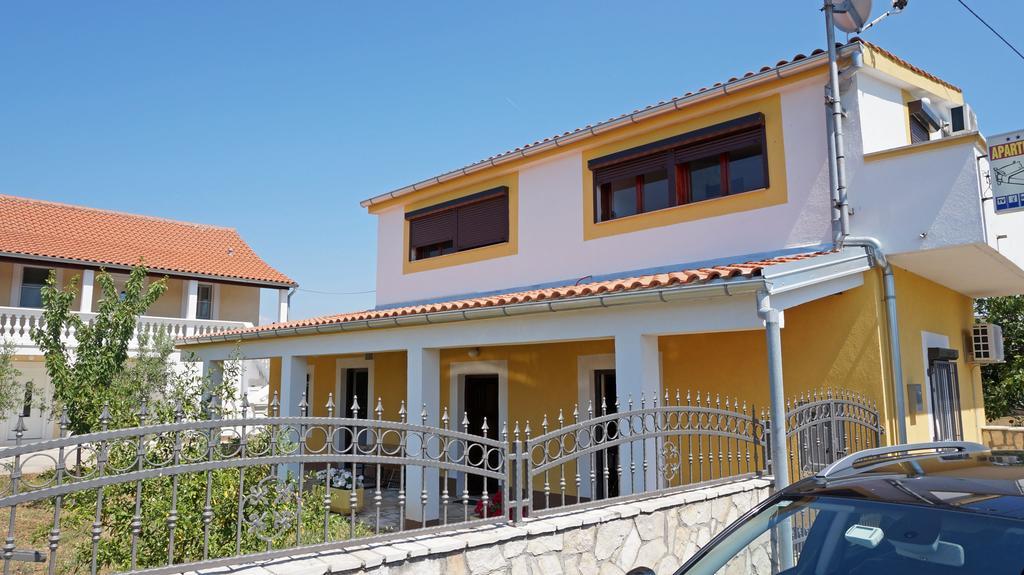 Apartments Roberta Kožino Eksteriør bilde